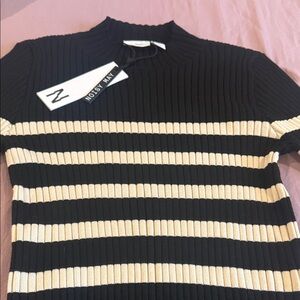 Noisy May Ribbed Black and Cream Top